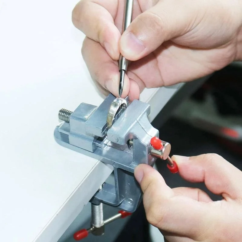 Mini Bench Vise Table Clamp Sc - огляд і ціна Diy Electronics Workbench